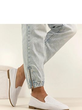 Moccasins Solea  Elegant and comfortable loafers made of lightweight fabric that combine classic design with everyday comfort. The soft upper is pleasant to 