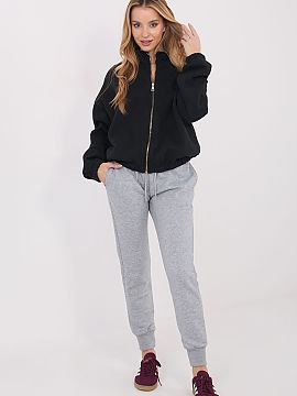 sweatshirt Factory Price  Classic casual women\'s sweatshirt is a universal proposal for everyday wear. The smooth pattern gives it a minimalist character, making it 