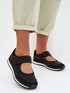 Half shoes Step in style  Women\'s sporty style shoes are a comfortable proposal for everyday activities. Made of eco leather. Velcro closure makes it easy to put on 