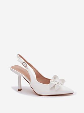Heeled sandals Step in style