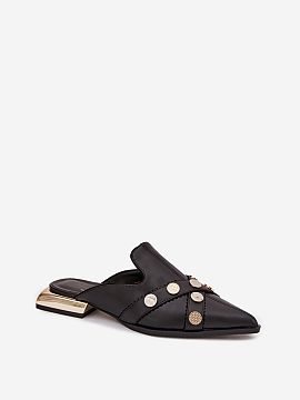 Slippers Step in style