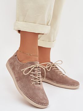 Shoes Step in style  Laced women\'s shoes by S.Barski are a combination of classic elegance and everyday comfort. Made of natural suede, they look stylish and ti
