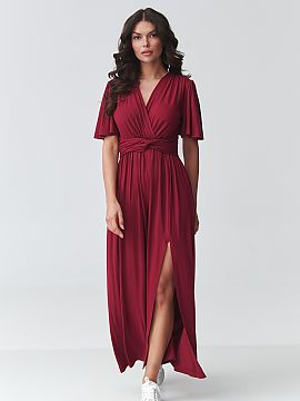 day dress Makadamia  Stylish maxi dress is a perfect choice for women who appreciate class, femininity, and comfort. The model with an eye-catching wrap neckline