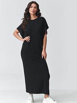 day dress Makadamia  Stylish oversized maxi dress is the perfect combination of comfort and modern minimalism. The loose fit provides freedom of movement, and th