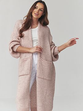 Cardigan Makadamia  This long women\'s sweater is the perfect combination of comfort, fashionable look, and functionality. The oversized cardigan model will wor
