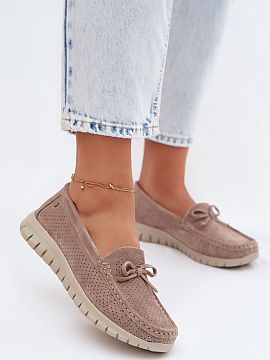 Moccasins Step in style  Women\'s loafers from the Vinceza brand are a combination of comfort and subtle elegance for everyday wear. The shoes are very lightweight, 