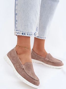 Moccasins Step in style  Women\'s moccasins from the Vinceza brand are an ideal proposition for women who appreciate comfort and timeless style. Made of suede leathe