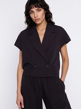 Jacket Nife  Elegant short women\'s jacket with a classic regular cut is a stylish wardrobe element that combines timeless elegance with the comfort of e
