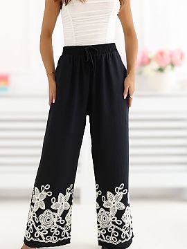 Women trousers Factory Price  Women\'s wide leg pants are the perfect choice for everyday stylizations, combining comfort with a trendy, feminine look. The loose fit with