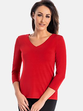Blouse Teyli  Women\'s blouse in a juicy red color. It is made of high-quality, breathable, delicate, pleasant to the touch viscose, which cools on hot da