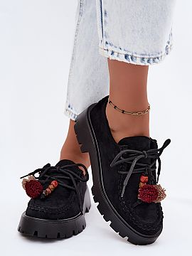 Platform shoes Step in style  Women\'s suede imitation shoes are a stylish proposition for women who like original details and comfort for everyday wear. The trendy cut s