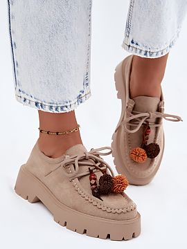 Platform shoes Step in style  Women\'s suede imitation shoes are a stylish proposal for women who like original details and comfort for everyday wear. The fashionable sty