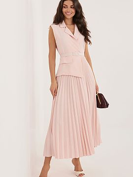 Daydress Rue Paris  The elegant midi dress is a stylish proposition for women who appreciate elegance and modern solutions in a classic edition. It will work pe
