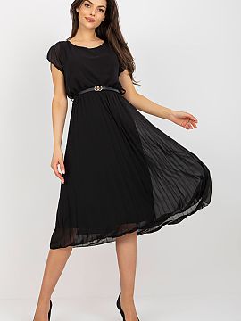 Daydress Rue Paris  An elegant midi dress with a pleated bottom is the perfect combination of feminine style, comfort, and timeless classic. The flared cut beau