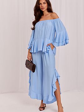Set Rue Paris  A women\'s set consisting of a blouse and pants is an elegant and comfortable proposition for women who appreciate style and comfort in ever