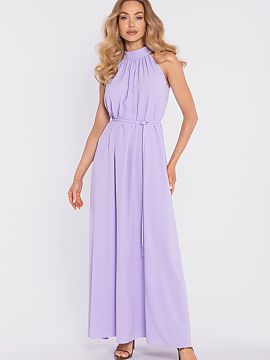 Daydress Moe  An elegant maxi dress made of light fabric with a distinct texture (crepe) and a matte finish is a proposal that combines subtle elegance wi