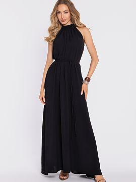 Daydress Moe  An elegant maxi dress made of lightweight fabric with a clear texture (crepe) and a matte finish is a proposal that combines subtle elegance