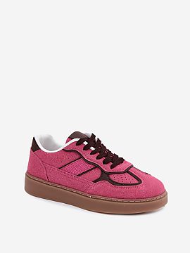 Sport Shoes Step in style