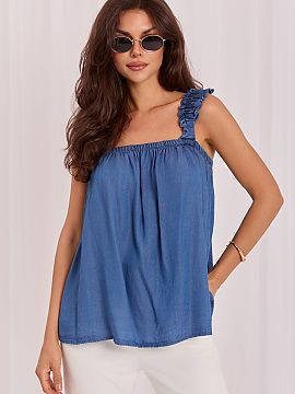 Top Italy Moda  Stylish women\'s top with a casual character is a perfect proposal for women who value comfort and trendy, minimalist design. The smooth pat
