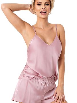 Pyjama Donna  The satin Ella 1/2 pajamas are a proposition for women who value a combination of elegance and comfort. Made of delicate, silky satin, they 