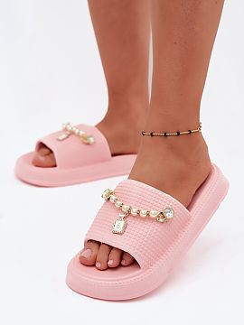 Platform sandals Step in style  Women\'s flip-flops made of foam material are a light and comfortable option for warm days. The model set on a delicate platform ensures com