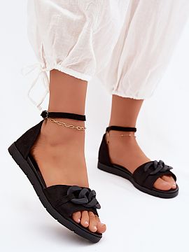 Sandals Step in style  Women\'s sandals by Vinceza. Decorated with an eye-catching chain, they add a subtle shine to every styling. Fastened with an adjustable buc