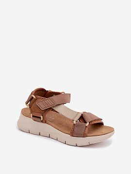 Platform sandals Step in style