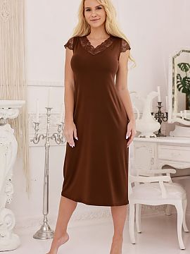 Nightshirt Kalimo  Let your most beautiful moment of the day be the moment of putting on the Langu nightgown. Delicate viscose will envelop you in pleasant sof