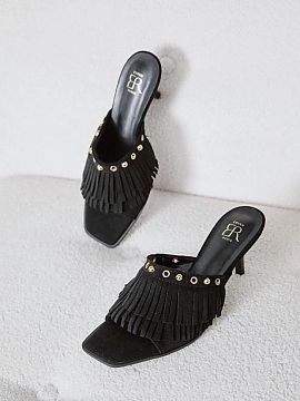 Heeled sandals Solea