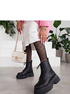 Platform boots Solea
