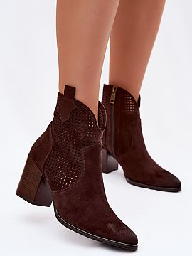Heel boots Step in style  Women\'s ankle boots from the Vinceza brand are a stylish proposal that combines elegance with trendy design. Made of eco suede, they look e