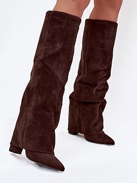 Heel boots Step in style  Women\'s boots with a rolled-up shaft are a real must-have for the upcoming autumn-winter season! Slip-on and set on a stable pillar-type he