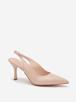 High heels Step in style