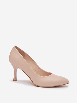 High heels Step in style