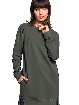 Sweatshirt BeWear  With fashionable side slits and a ribbed bottom hem, this unique, slightly longer than usual oversized sweatshirt is sure to become a favori