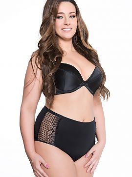 Panties Julimex Lingerie   <Classic bikini bottom with a slightly raised state made of smooth, elastic fabric. Invisible under clothing thanks to seamless, modern tec