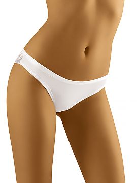 Panties Wolbar  Phenomenal panties made of cotton. Smooth front contrasts wonderfully with the lace back, creating a great whole. Low, shapely cut.