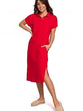 Daydress BeWear  This dress has many faces. Simple, shirt-like cut, with a collar and pockets in safari style on the front, reaches to mid-calf and has slits