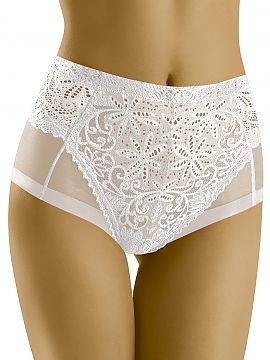 Panties Wolbar  Classic model with a higher top gently modeling the imperfections of the figure. The bodice is decorated with impressive lace. Comfortable e
