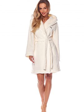 Bathrobe L&L collection  Women\'s bathrobe made in pleasant warm material. It has a hood and pockets at hip level. Perfect for cold days.