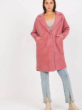 Coat MBM  Women\'s coat with long sleeves, fastened with press studs. The coat has slip pockets. The coat does not have a lining.