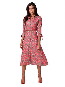 Daydress BeWear  A litra A cut dress, with a collar, unbuttoned at the front and tied with a belt with a buckle, the quintessence of femininity.