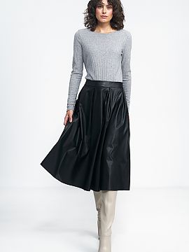 Skirt Nife  You haven\'t seen such a skirt with us yet! The midi skirt is made of imitation leather material and has a waist belt, so it will perfectly 