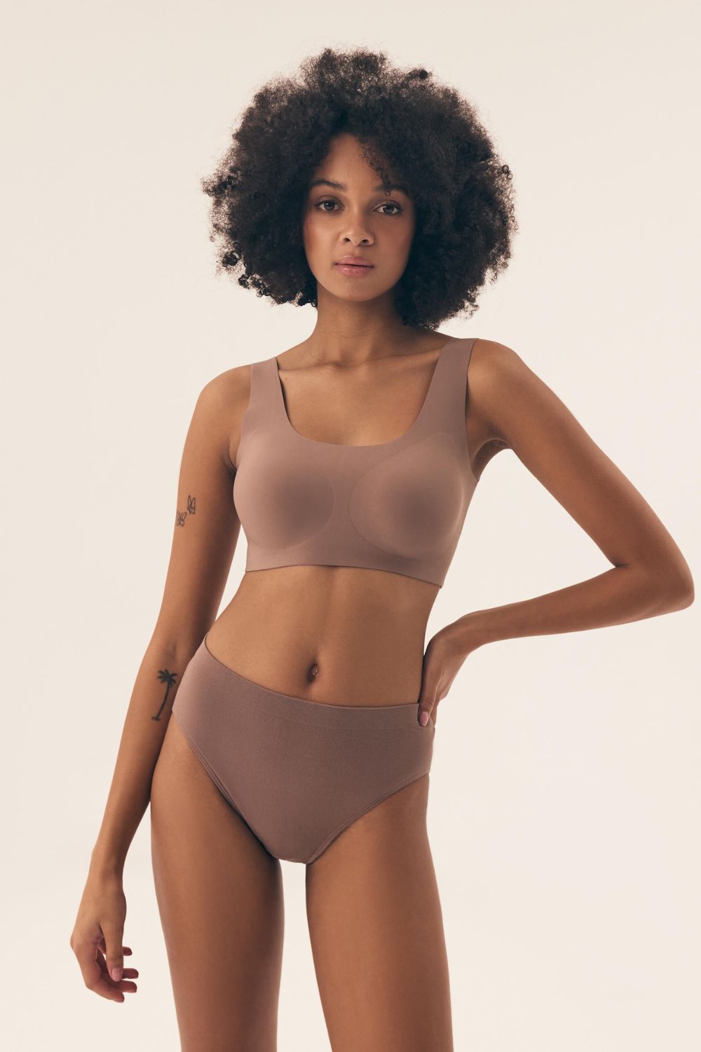 Adult Product 18+ - Soft model 212010 Henderson - Henderson - Soft Bras, Semi-Soft Bras - KS Store