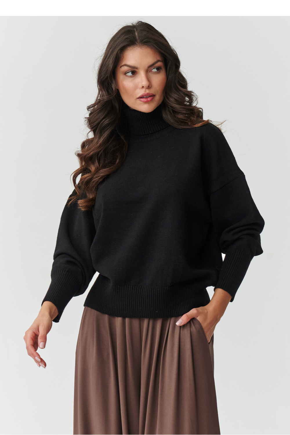 Adult Product 18+ - Turtleneck model 217395 Makadamia - Makadamia - Sweaters, Pullovers, Jumpers, Turtlenecks, Boleros, Shrugs - KS Store