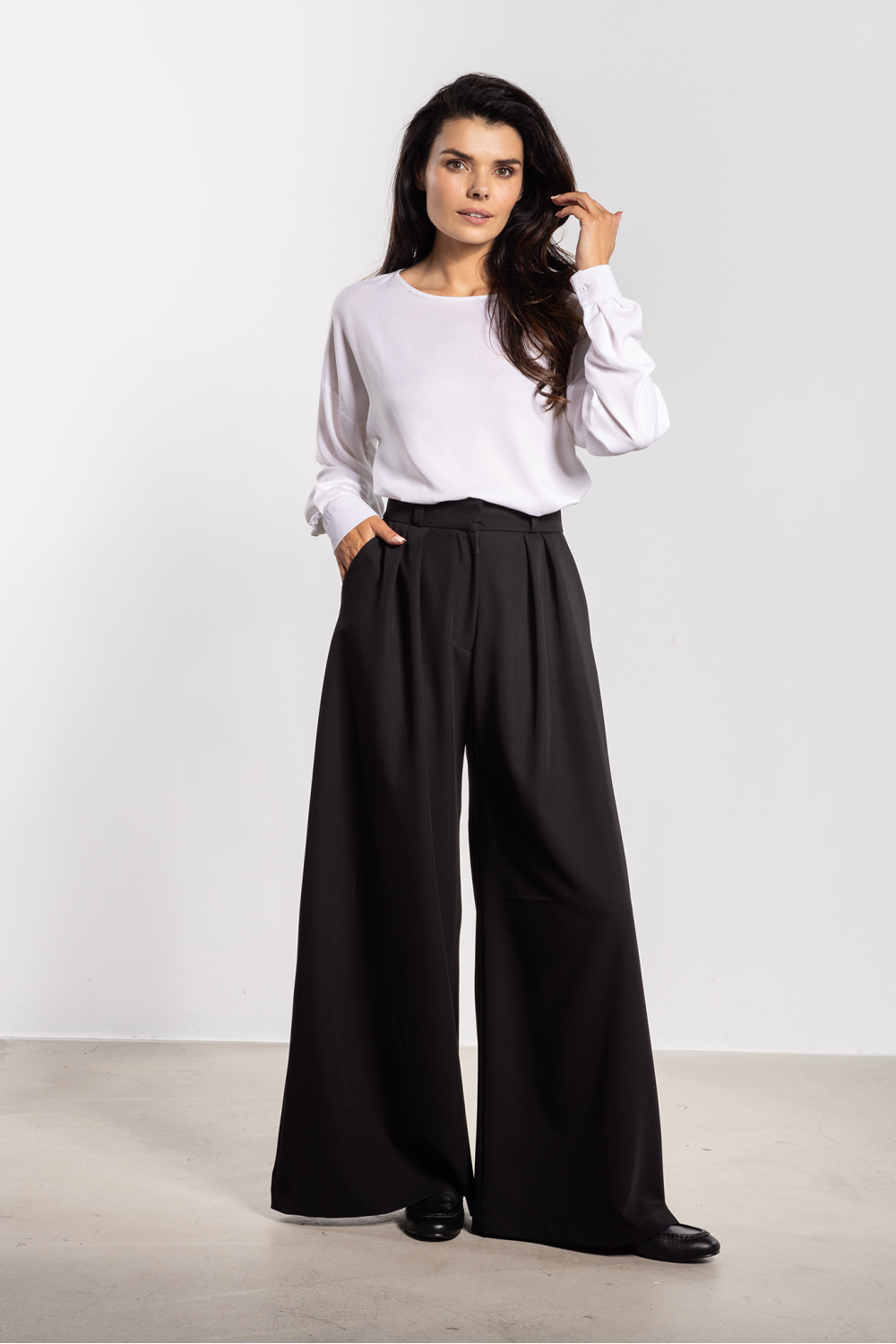 Adult Product 18+ - Women trousers model 218989 awama - awama - Pants, Trousers, Shorts - KS Store