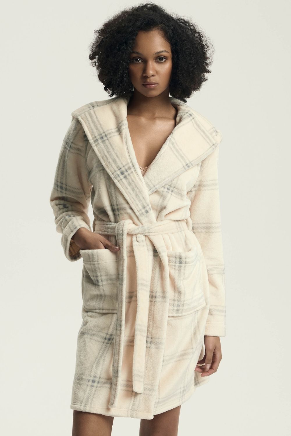 Bathrobe model 219809 Henderson
