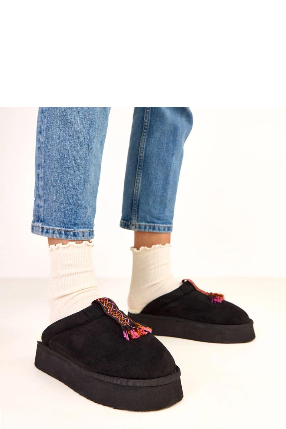 Slippers model 223119 Solea