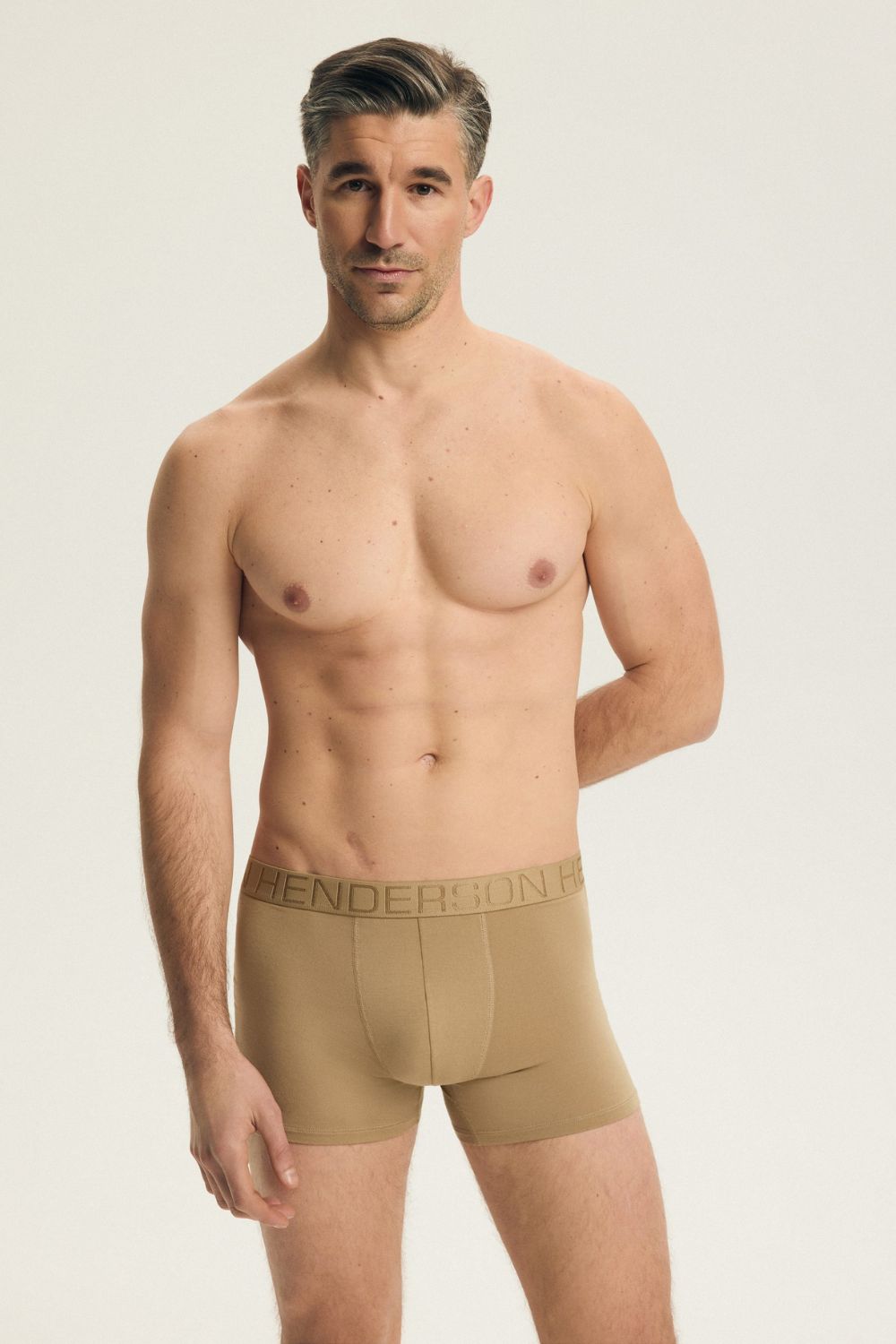 Set model 223979 Henderson