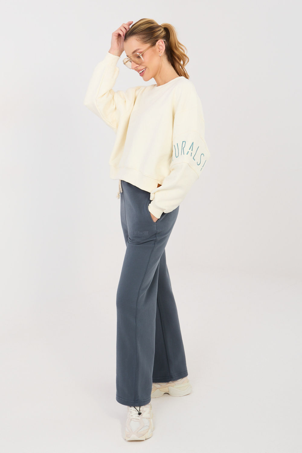 Adult Product 18+ - Tracksuit trousers model 224553 Factory Price - Factory Price - Pants, Trousers, Shorts - KS Store